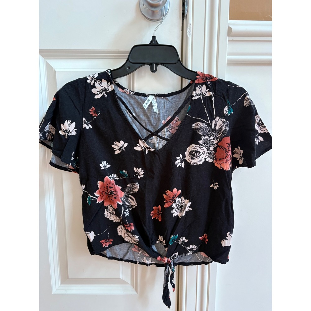 Mudd‎ Floral Print Tie Front Criss Cross V Neck Short Sleeve Top - XS
